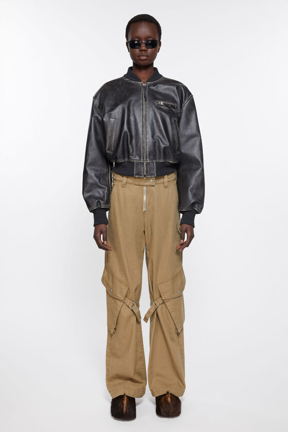 (image for) Exquisite Cargo trousers